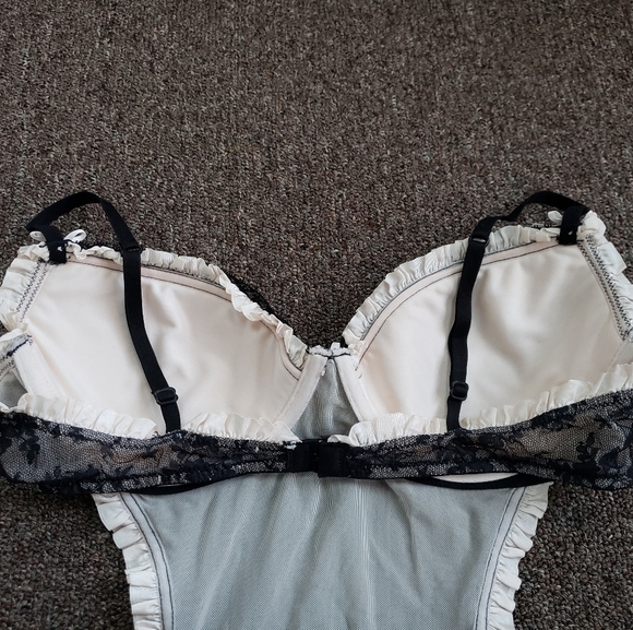 **SOLD 36C Victoria's Secret Sexy Little Things Lingerie - Picture 6 of 6